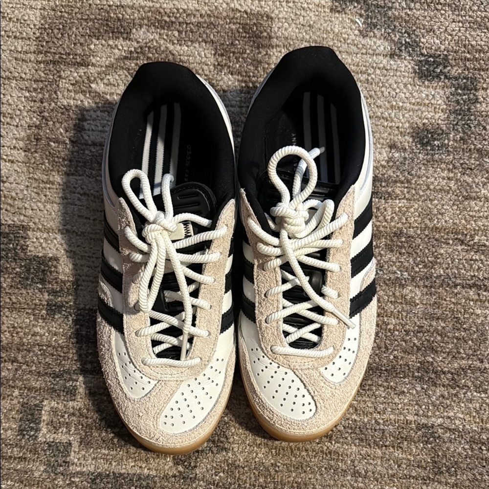 Bad bunny Gazelle Indoor Adidas Black and White Sneakers with Gum Sole. Size 6.5 - Picture 2 of 4